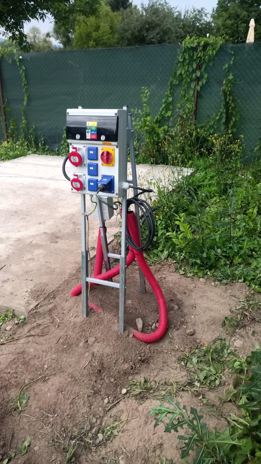 Montáž elektrickej prípojky + kompletáž | Podborová, Zvolen | Electric-mont